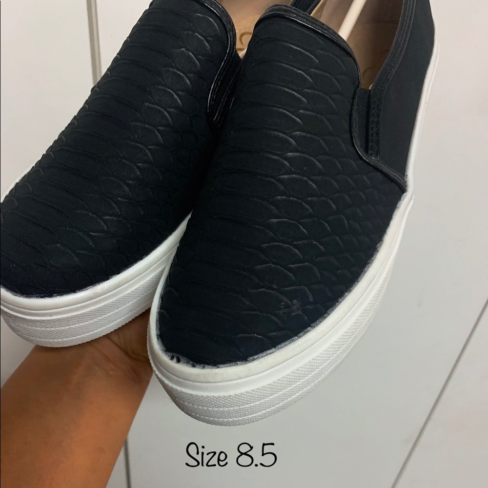 Snake Skin texture Platform Wedge Sneaker - Picture 7 of 8